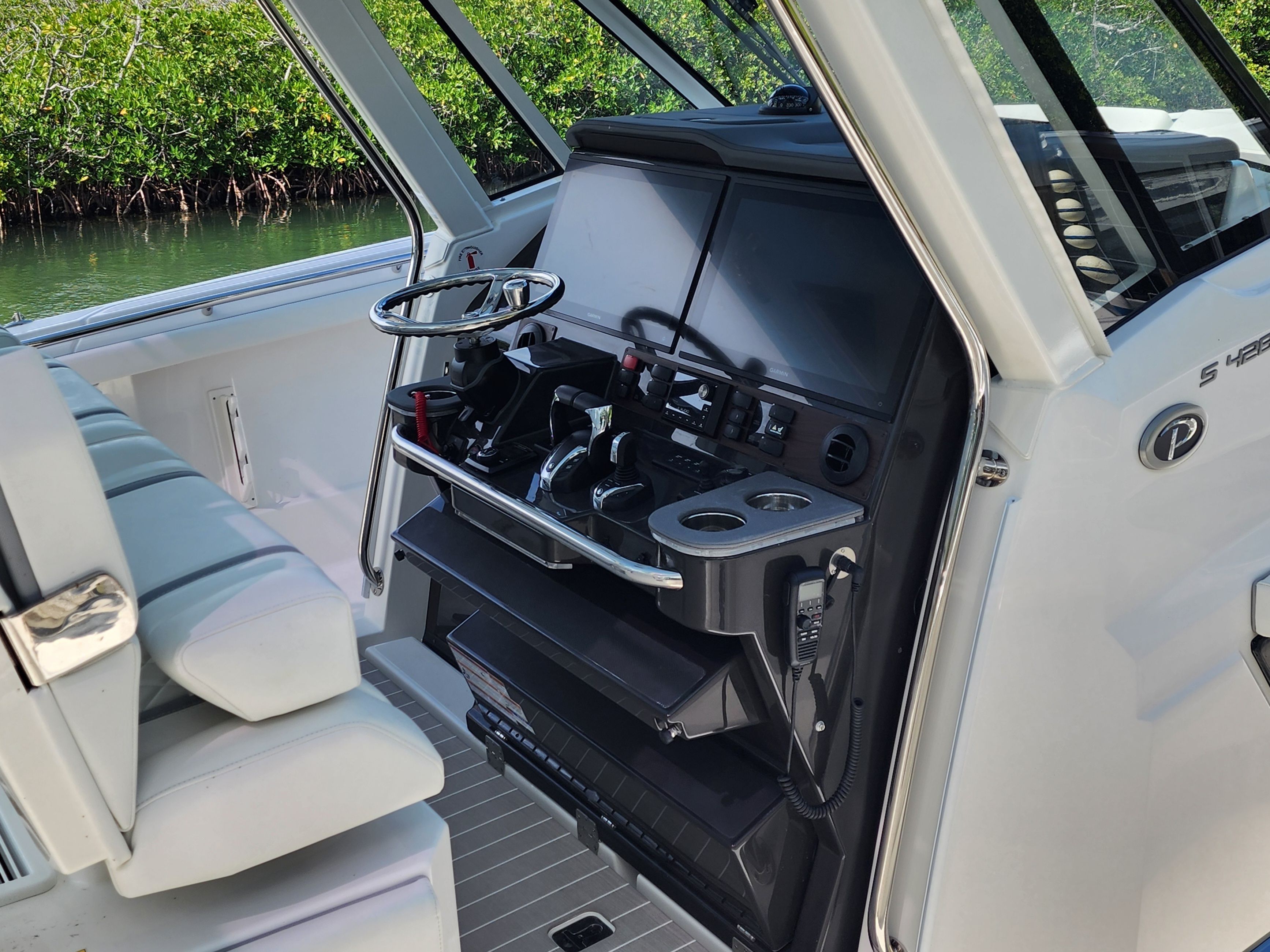 New 2025 PURSUIT 428 S in Islamorada, FL | Legendary Marine