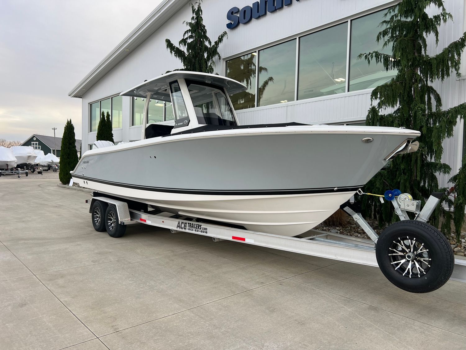 New 2025 PURSUIT 288 S in Huron, OH | South Shore Marine