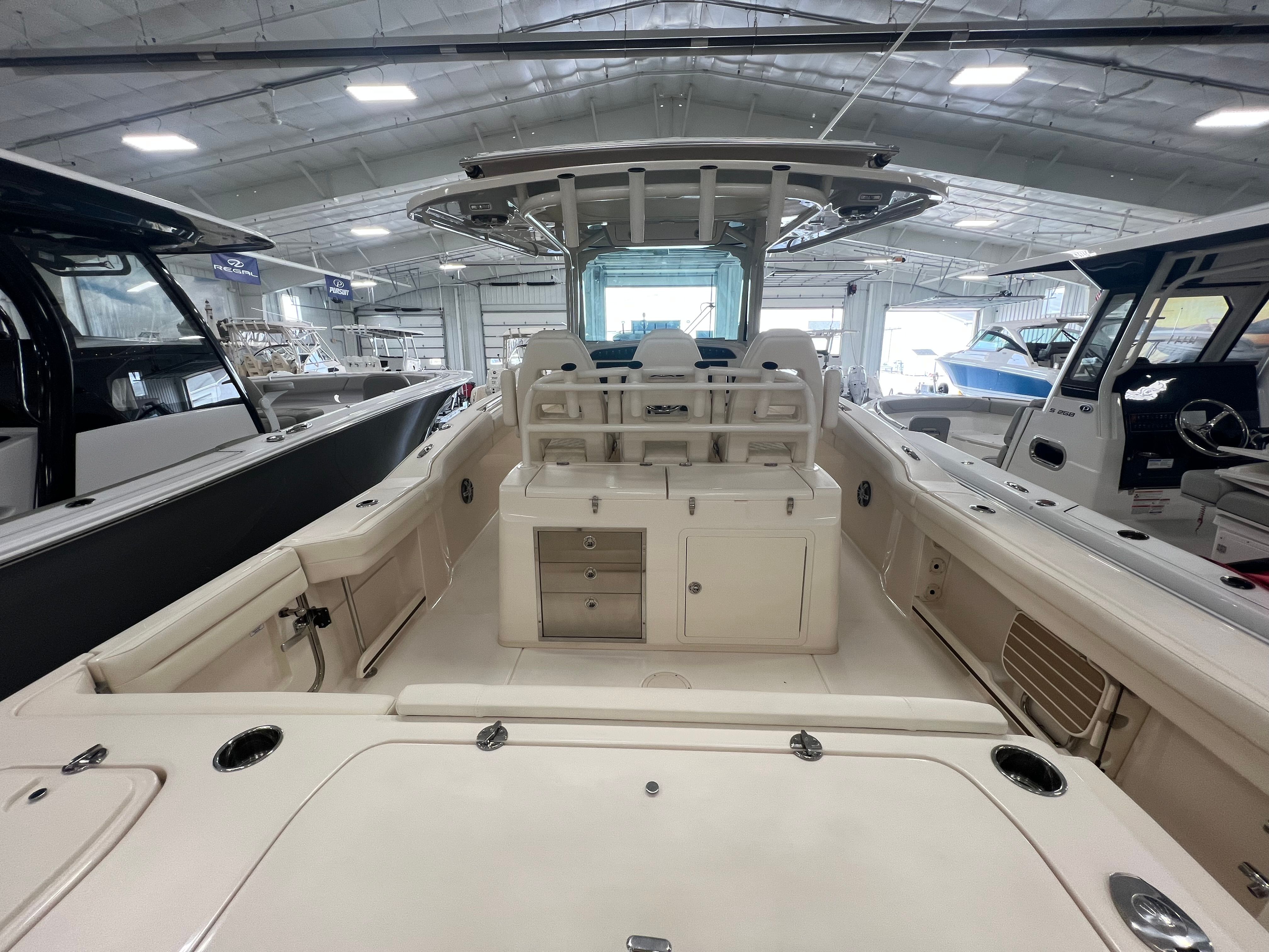 New 2025 GRADY-WHITE 326 CANYON in Islamorada, FL | Caribee