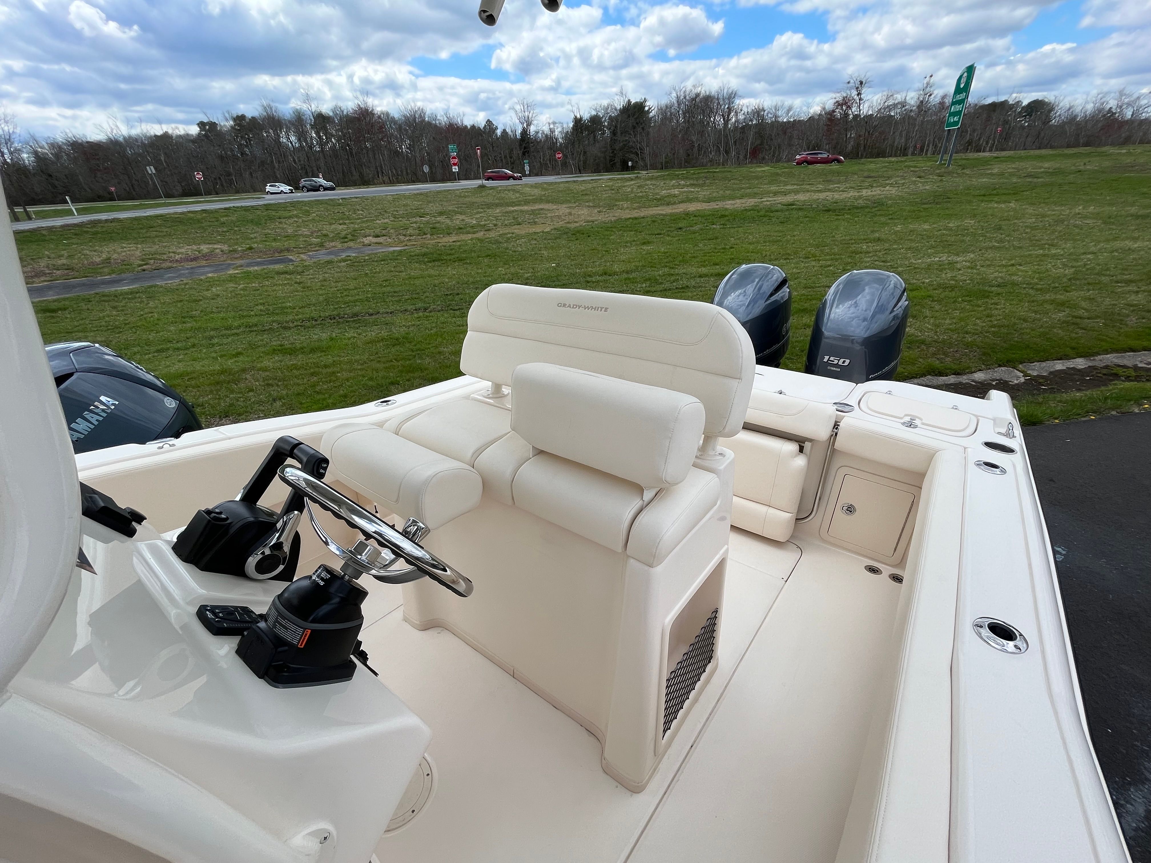 New 2025 GRADY-WHITE 257 FISHERMAN in Milford, DE | Taylor Marine
