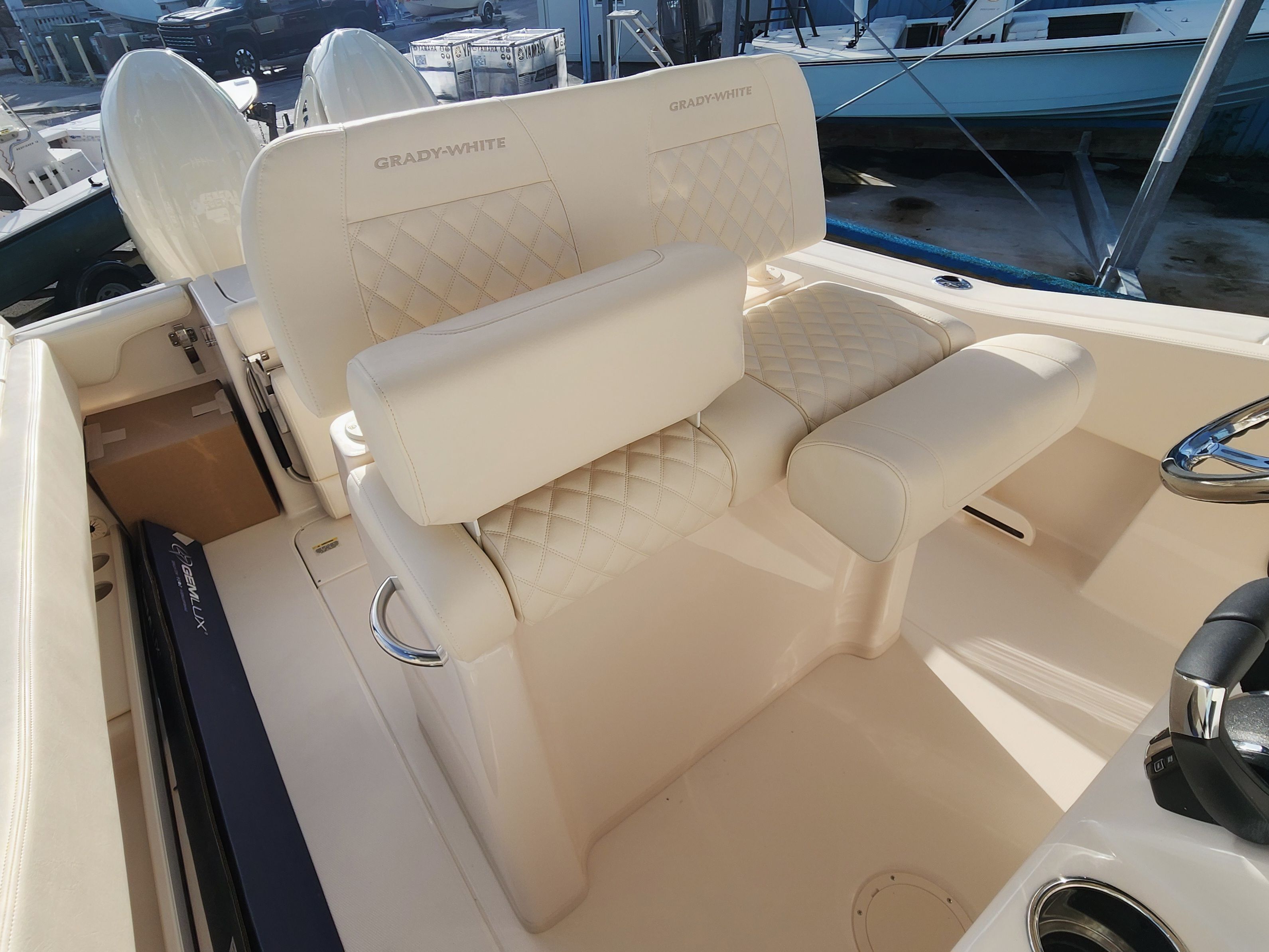 New 2025 GRADY-WHITE 257 FISHERMAN in Islamorada, FL | Caribee