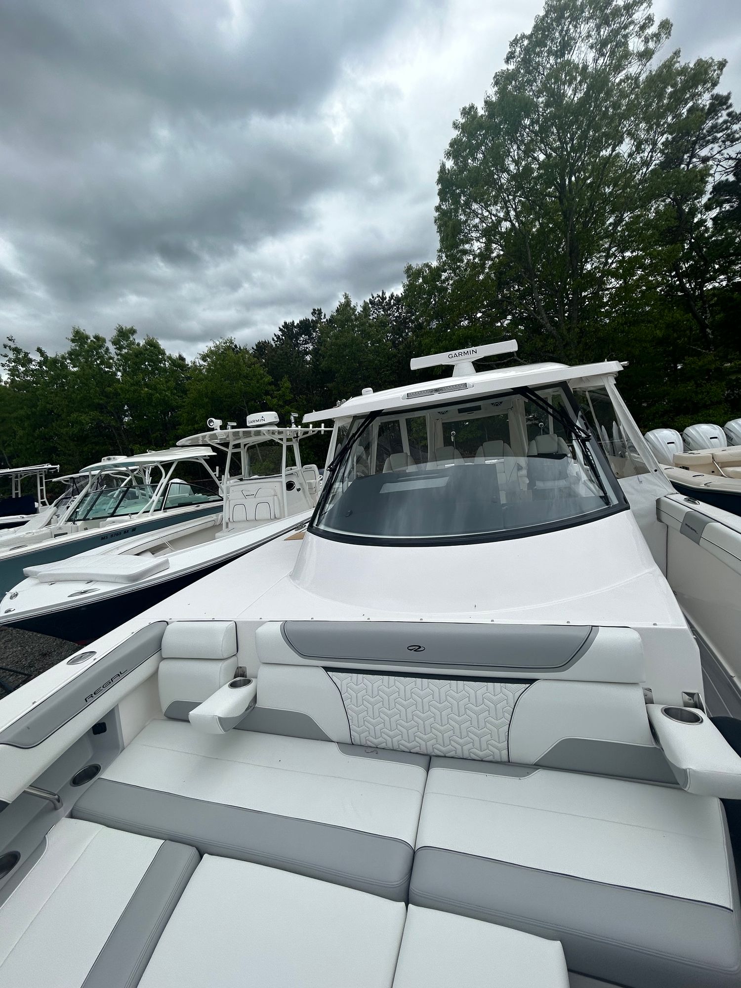 New 2025 REGAL 38 SAV in Mashpee, MA | Bosun's Marine