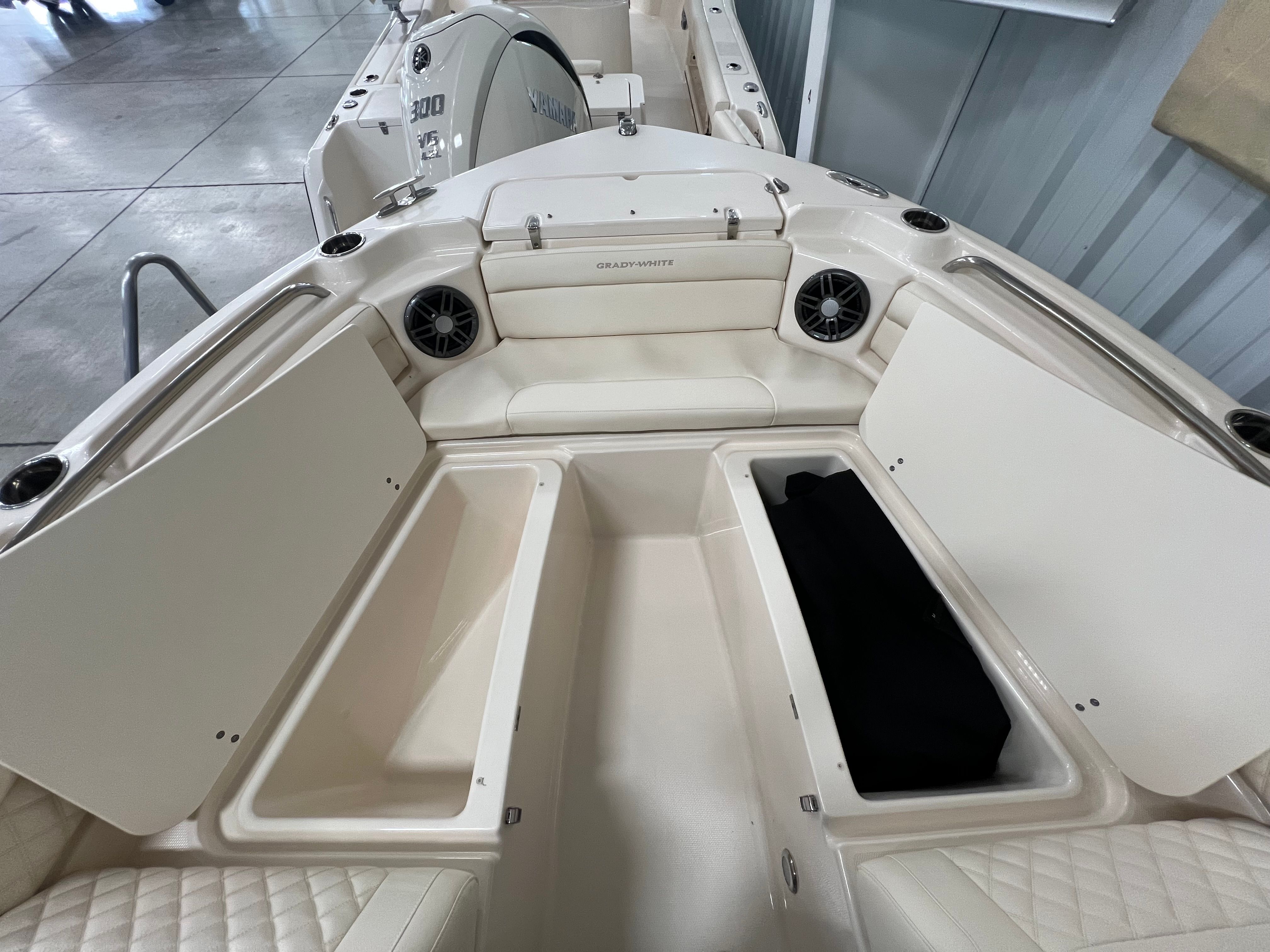 New 2025 GRADY-WHITE 215 FREEDOM in Huron, OH | South Shore Marine
