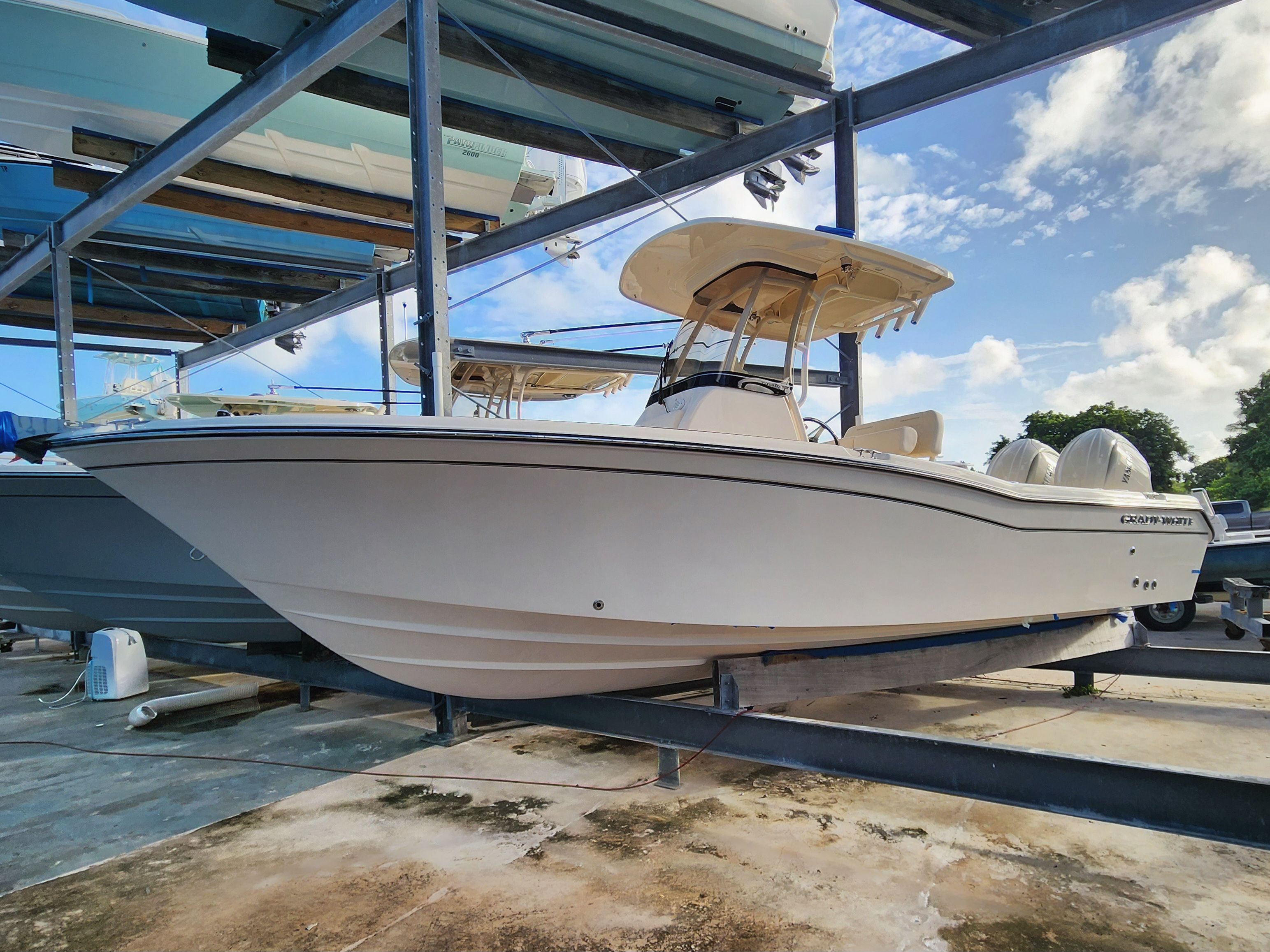 New 2025 GRADY-WHITE 257 FISHERMAN in Islamorada, FL | Caribee